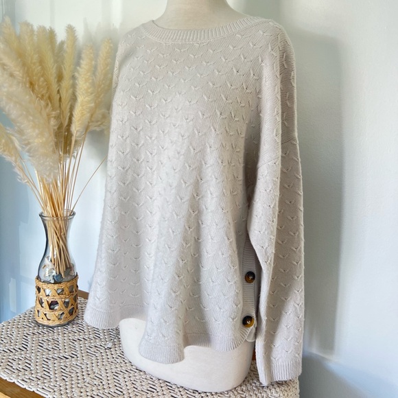 ✨SALE✨ Fat Face White sweater - Picture 2 of 8